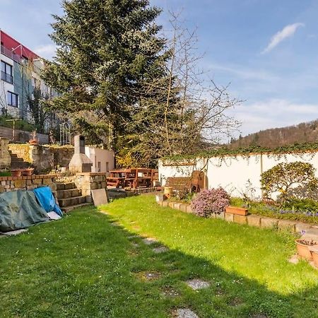 Apartman Vishegrad Karlovy Vary Exterior photo