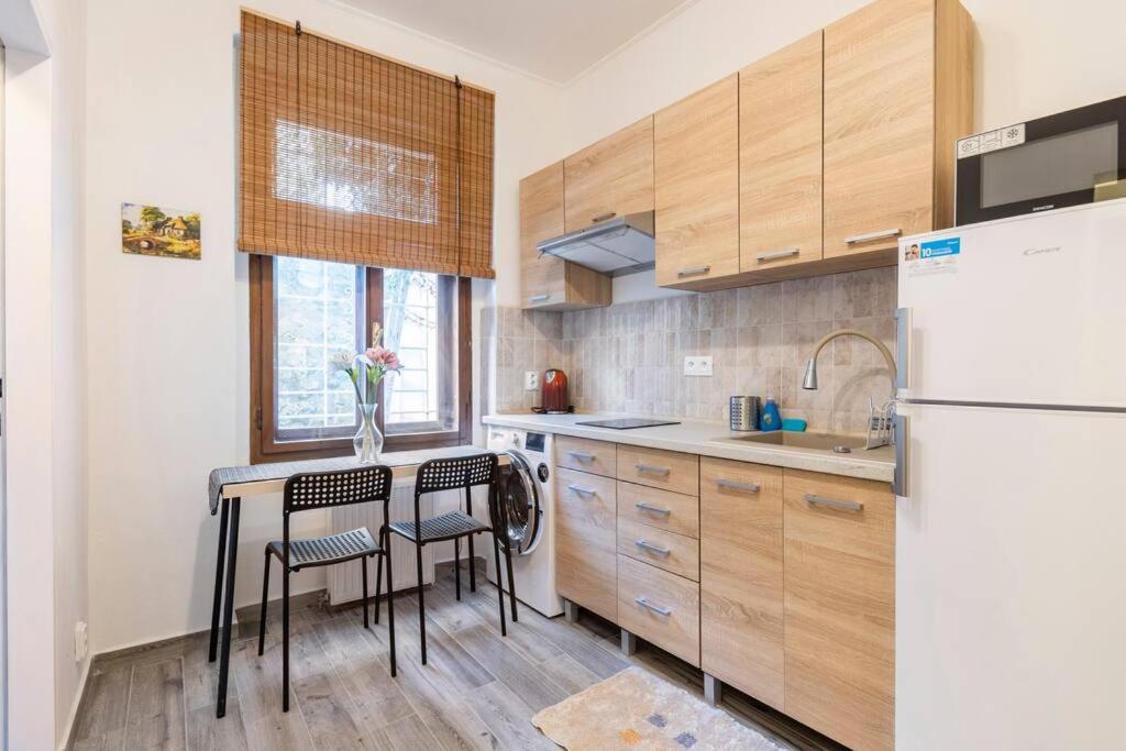 Apartman Vishegrad Karlovy Vary Exterior photo