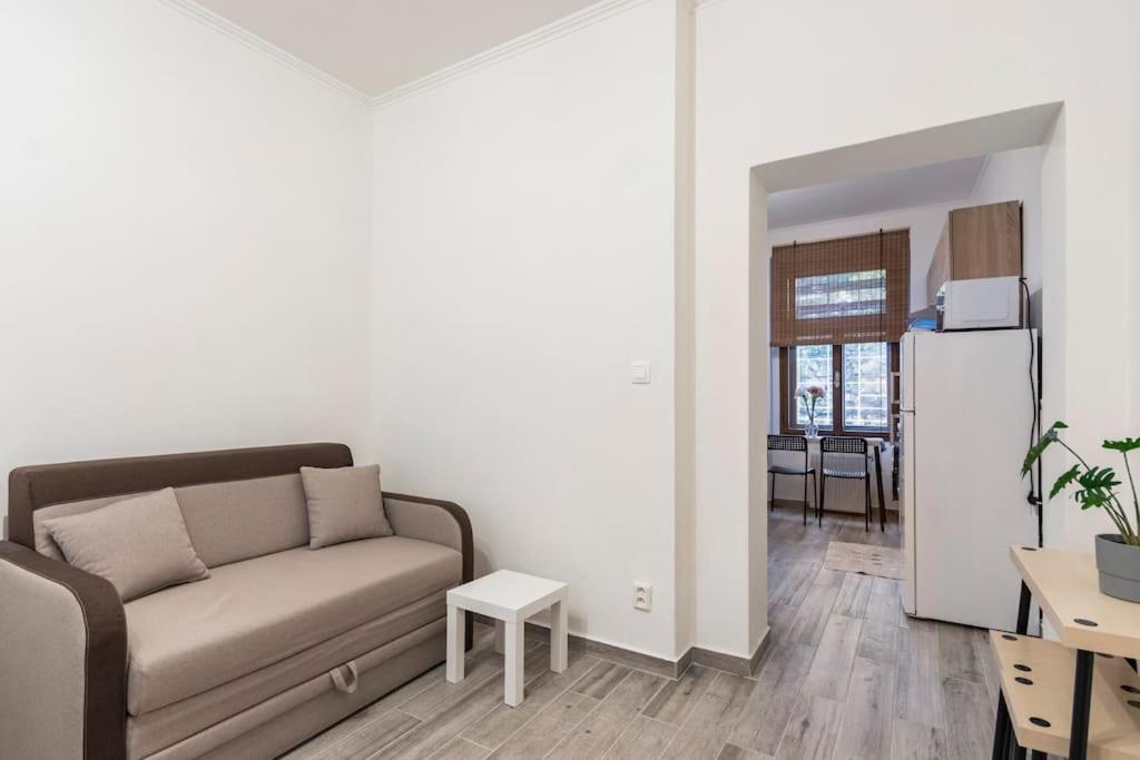 Apartman Vishegrad Karlovy Vary Exterior photo